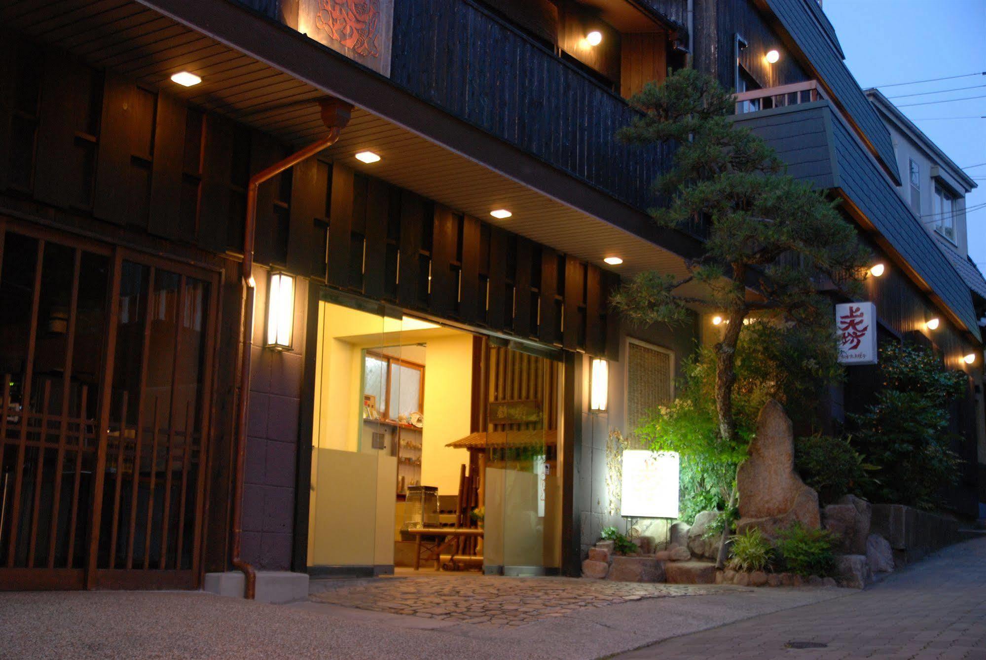 ホテル 上大坊 神戸市 エクステリア 写真